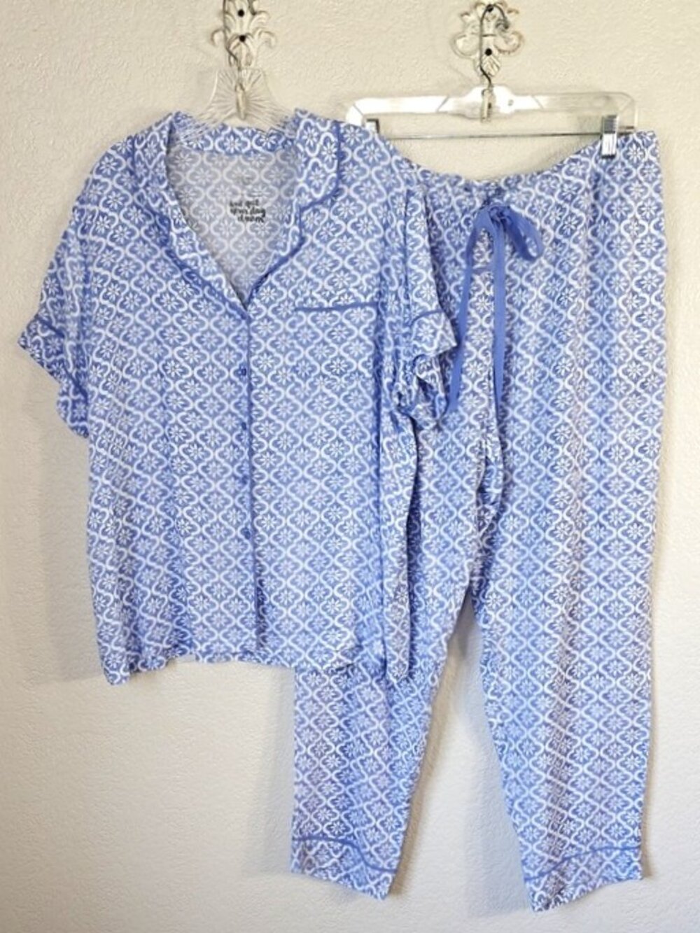 Gilligan & O'Malley XXL Pajama Set Blue & White Floral Print